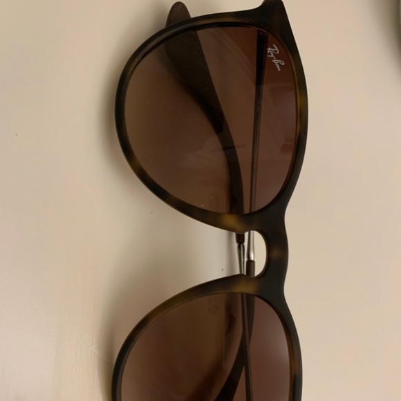 Ray-Ban Erika Classic Sunglasses main image 4